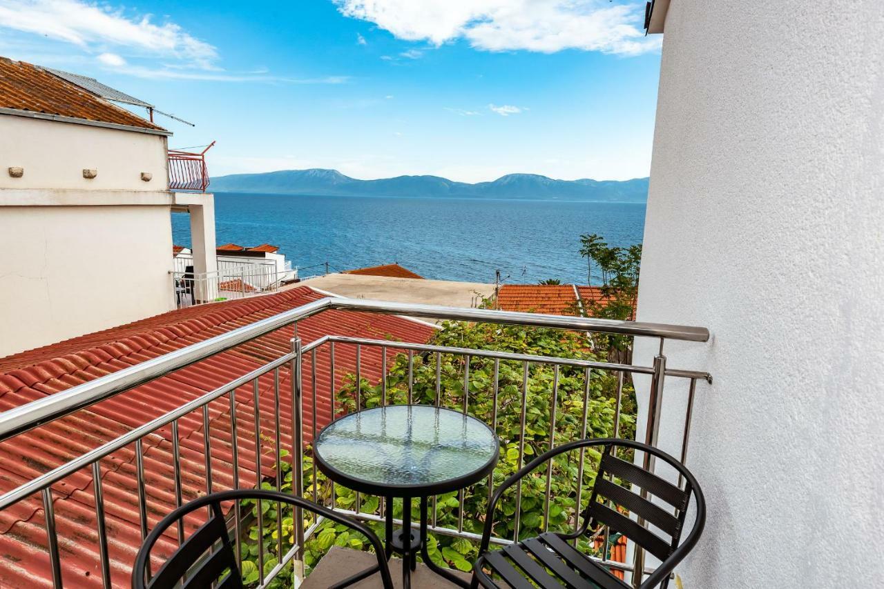 Sea Star Διαμέρισμα Gradac  Εξωτερικό φωτογραφία